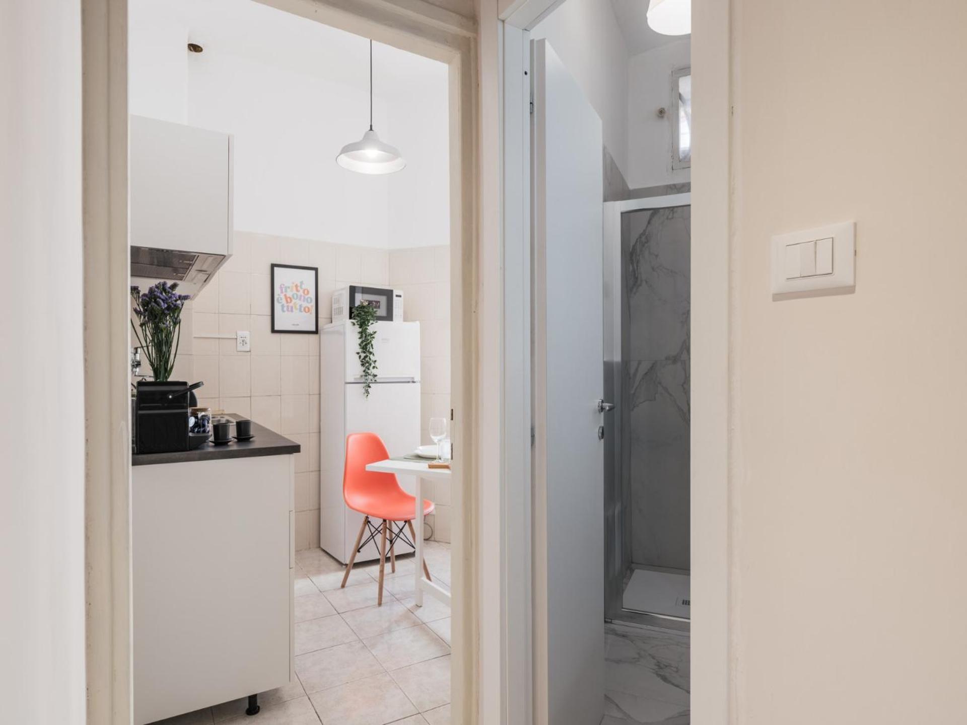 רומא The Best Rent - Spacious One-Bedroom Apartment Near Colosseum מראה חיצוני תמונה